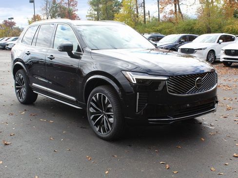 New 2026 Volvo XC90 B6 Plus w/ Protection Package Premier image 1