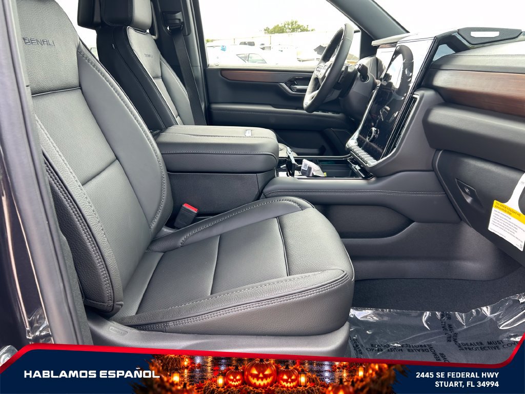 New 2026 GMC Yukon Denali w/ Denali Reserve Package AWD/4WD image 20