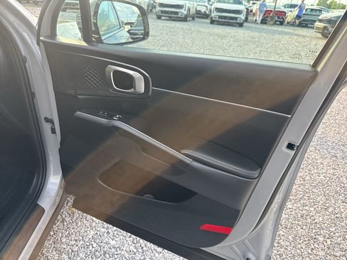 Used 2025 Kia Sorento EX FWD image 22
