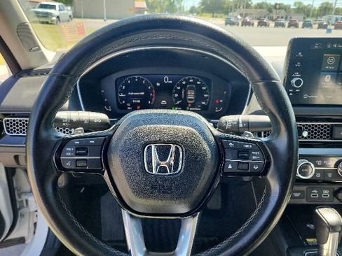 Used 2023 Honda Civic Touring image 40