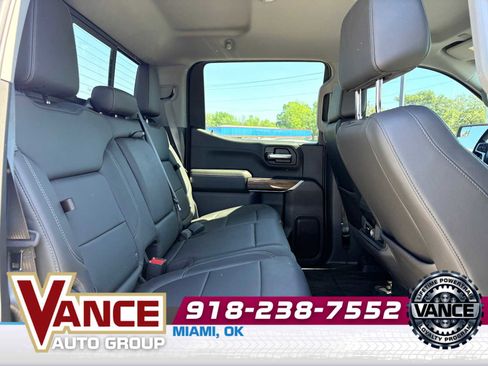 Used 2020 Chevrolet Silverado 1500 RST w/ Texas Edition AWD/4WD image 19