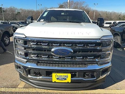New 2026 Ford F250 Lariat w/ FX4 Off-Road Package AWD/4WD image 3