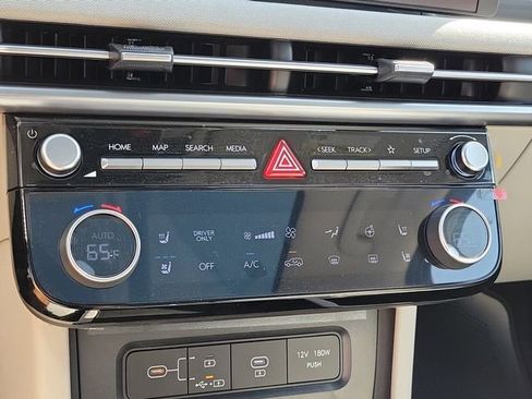 New 2026 Hyundai Tucson Limited image 11