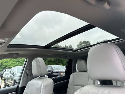 Used 2018 Toyota Highlander Limited Platinum AWD/4WD image 21