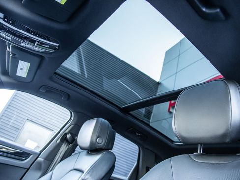 Certified 2023 Porsche Cayenne image 16