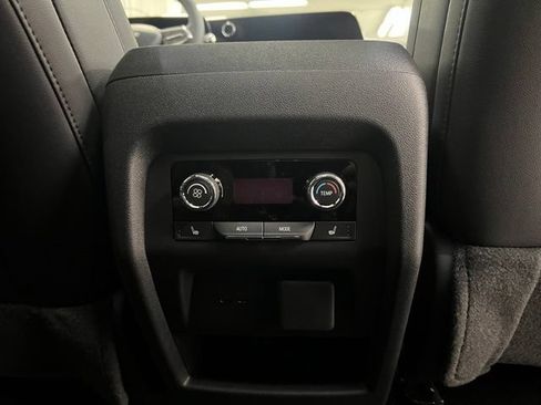 New 2026 Chevrolet Traverse High Country AWD/4WD image 23