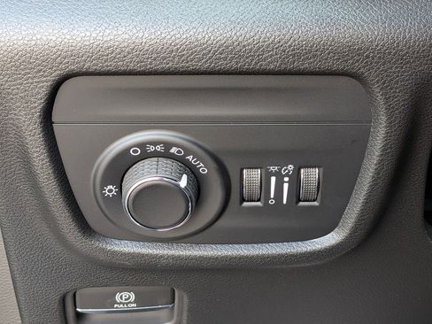New 2026 Jeep Grand Cherokee 4WD image 18