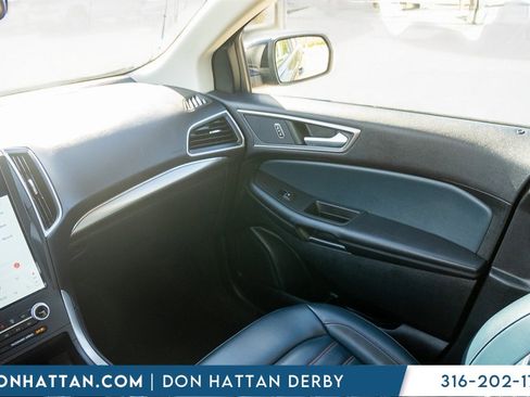 Used 2022 Ford Edge SEL w/ Sport Appearance Package image 14