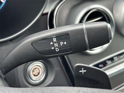 Used 2022 Mercedes-Benz GLC 300 4MATIC image 24