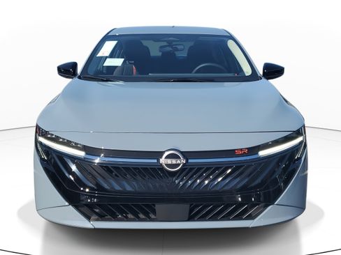 New 2026 Nissan Sentra SR image 2