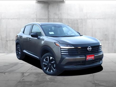 New 2026 Nissan Kicks SV w/ Cold Weather Package image 2