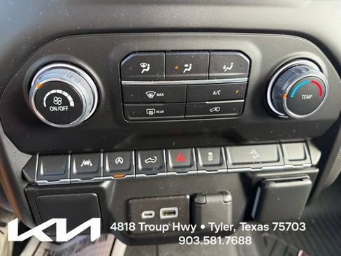 Used 2022 Chevrolet Silverado 1500 Custom Trail Boss w/ Midnight Edition AWD/4WD image 20