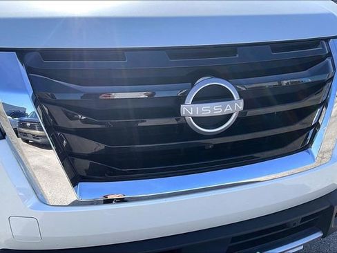 Certified 2024 Nissan Pathfinder Platinum w/ Cargo Package image 33