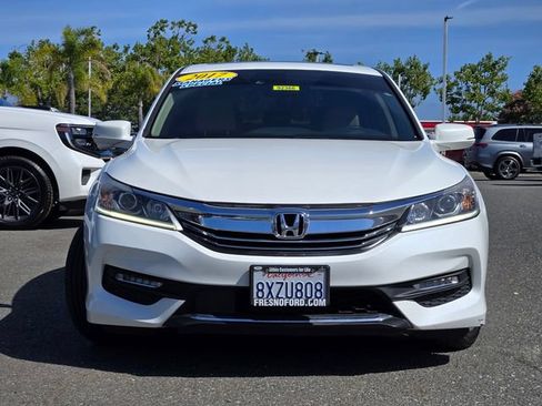 Used 2017 Honda Accord EX-L image 2