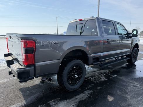 New 2026 Ford F250 Lariat w/ Black Appearance Package AWD/4WD image 6