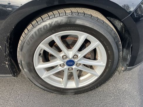 Used 2018 Ford Focus SE image 12