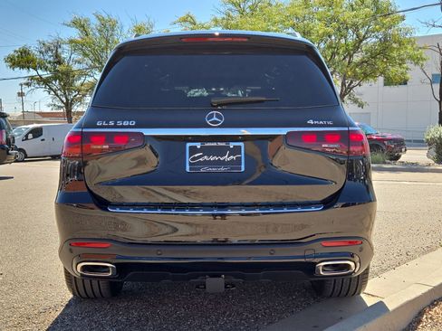 New 2026 Mercedes-Benz GLS 580 4MATIC image 12
