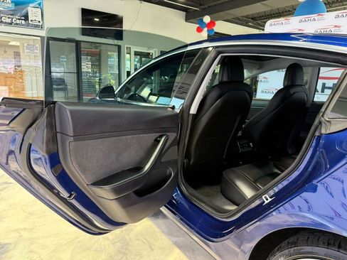 Used 2019 Tesla Model 3 Long Range AWD/4WD image 34