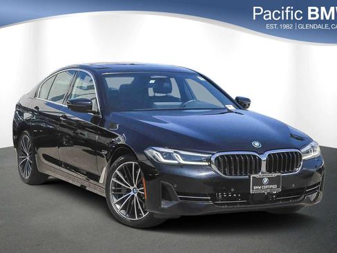 Certified 2023 BMW 530e image 1