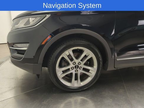 Used 2017 Lincoln MKC Reserve w/ Lincoln MKC Climate Package AWD/4WD image 3