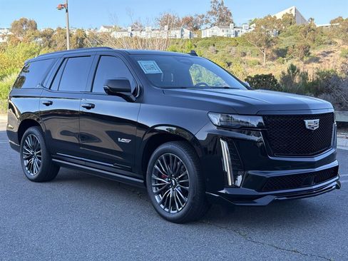 Used 2024 Cadillac Escalade V image 6