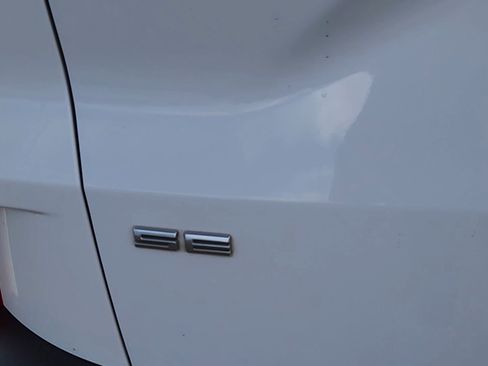 Used 2020 Ford Escape SE image 28