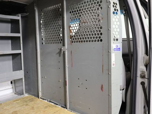 Used 2013 Ford E-150 and Econoline 150 image 18