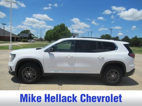 Used 2025 GMC Acadia Elevation FWD image 4