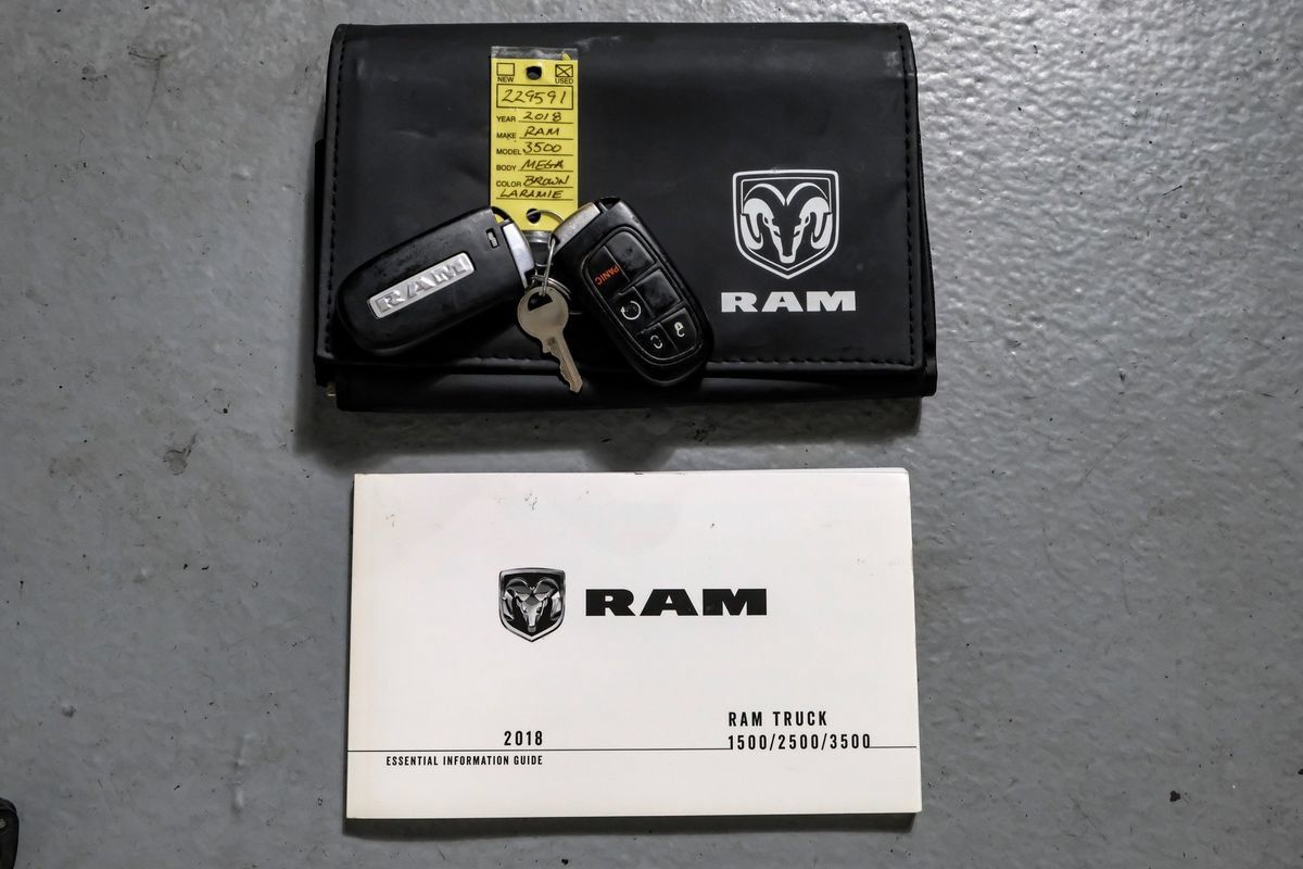 Used 2018 RAM 3500 Laramie AWD/4WD image 59