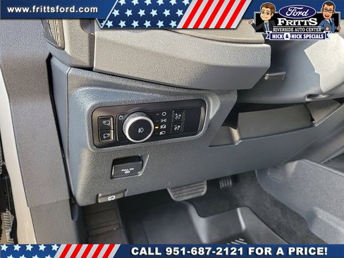 Certified 2025 Ford Bronco Badlands AWD/4WD image 12