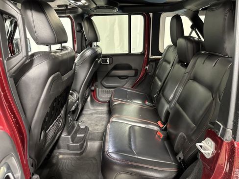 Used 2021 Jeep Wrangler Unlimited Rubicon w/ Cold Weather Group image 29