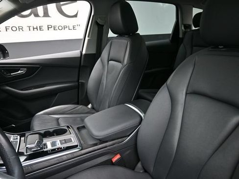 Used 2023 Audi Q7 2.0T Premium Plus w/ Premium Plus Package AWD/4WD image 16