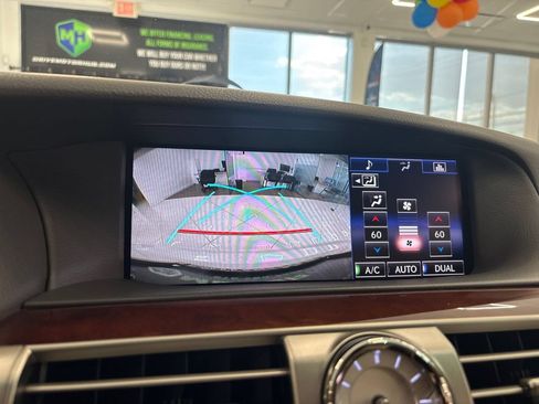 Used 2015 Lexus LS 460 w/ Comfort Package RWD image 30