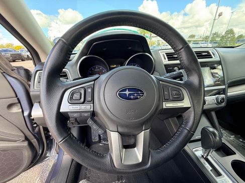 Used 2017 Subaru Legacy 3.6R Limited image 32