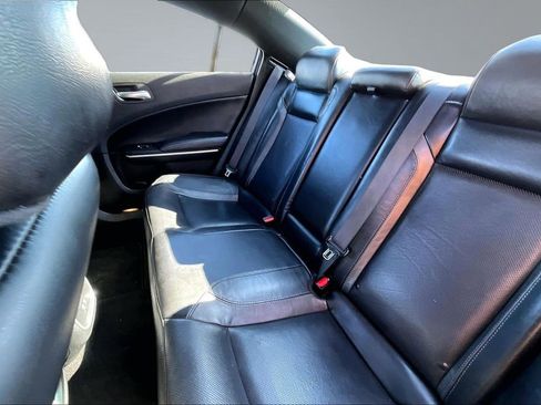 Used 2019 Dodge Charger SXT w/ Leather Interior Group image 26