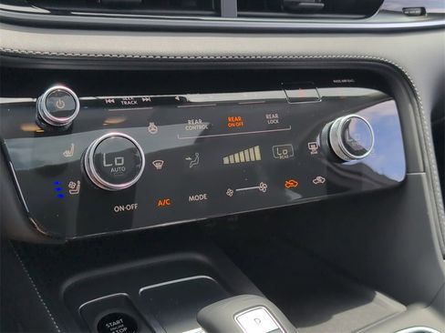 New 2026 INFINITI QX60 Luxe w/ Cargo Package image 14