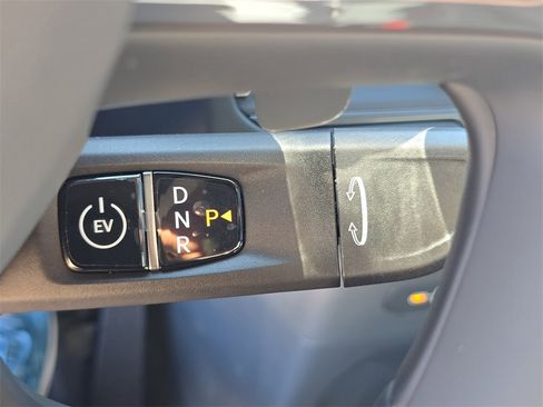 New 2026 Kia EV9 Wind image 27