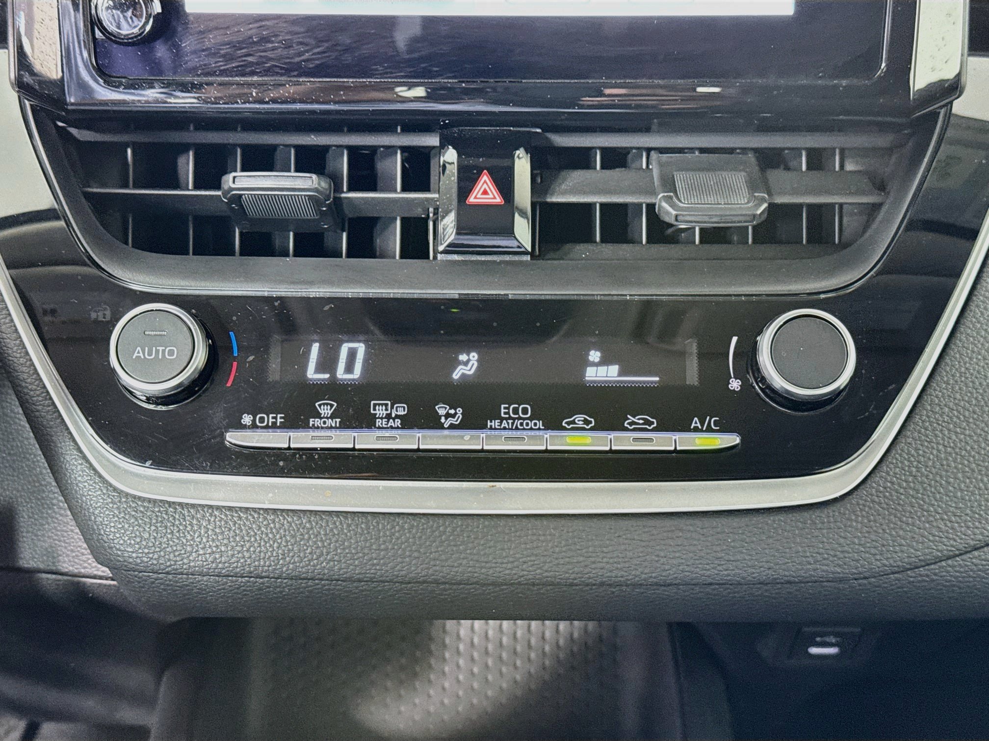 Certified 2026 Toyota Corolla LE FWD image 15