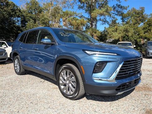 New 2026 Buick Enclave Preferred image 3