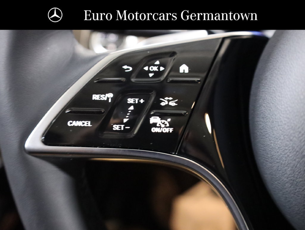 Used 2026 Mercedes-Benz E 350 4MATIC Sedan image 13