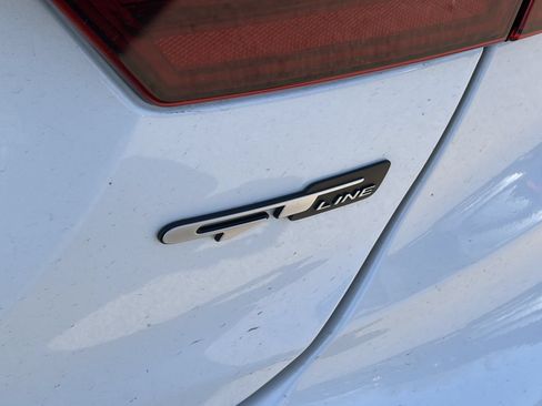 Used 2022 Kia Forte GT-Line w/ GT-Line Technology Package FWD image 4