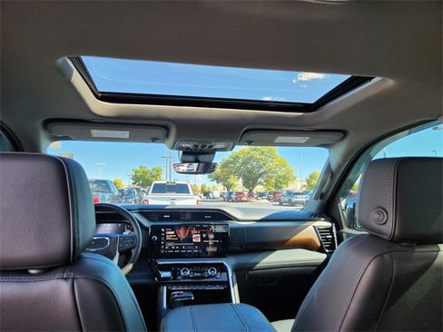 Used 2024 GMC Sierra 1500 Denali w/ Denali Reserve Package image 19