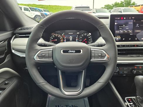 Used 2024 Jeep Compass Limited AWD/4WD image 19