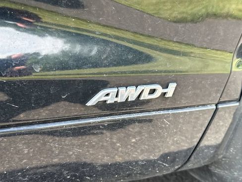 Used 2018 Toyota Highlander Limited Platinum AWD/4WD image 12
