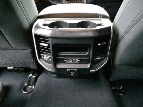 Used 2022 RAM 2500 Big Horn w/ Level C Equiment Group image 41