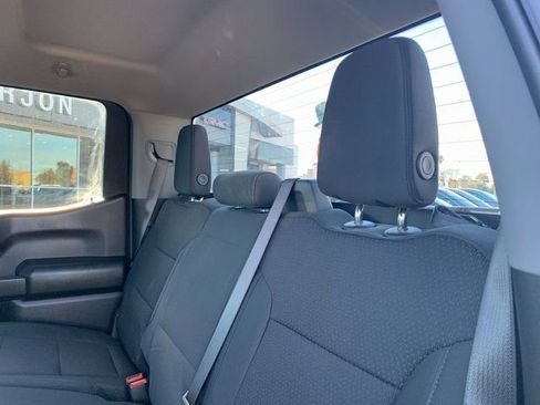 Used 2024 GMC Sierra 1500 Pro w/ Convenience Package image 11