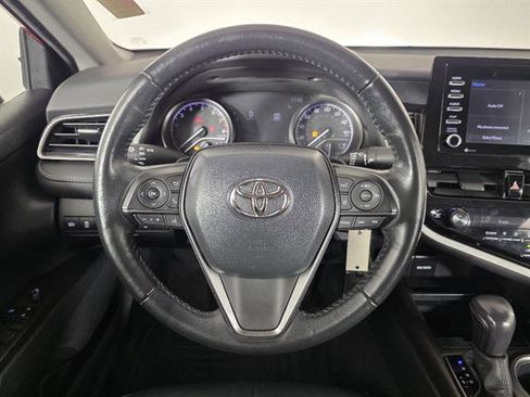 Used 2022 Toyota Camry SE w/ Cold Weather Package AWD/4WD image 28