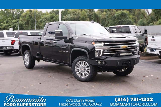 Used 2022 Chevrolet Silverado 3500 High Country w/ Z71 Off-Road Package AWD/4WD image 1