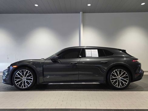 Used 2022 Porsche Taycan 4 Cross Turismo image 3