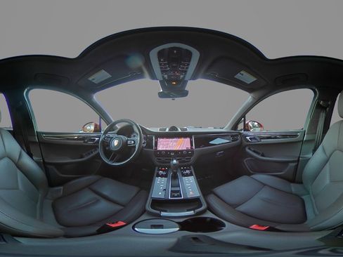 Used 2023 Porsche Macan S image 31